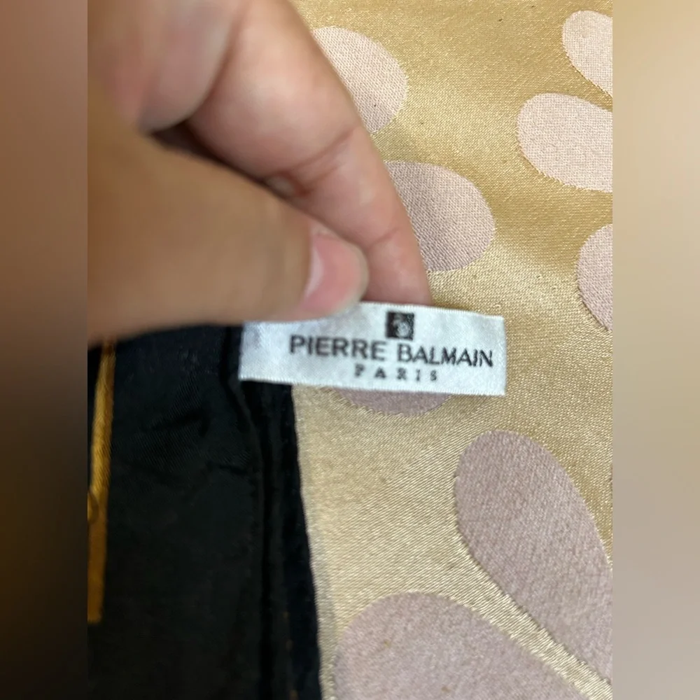 Pierre Balmain Paris authentic silk stole. Used gently - Picture 2 of 8